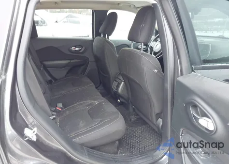 2016 Jeep Cherokee Latitude z USA, uszkodzony, nr VIN 1C4PJMCSXGW101148